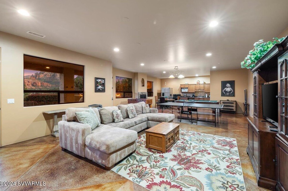 180 Sugar Loaf Dr, Sedona AZ 86336-6295 exterior