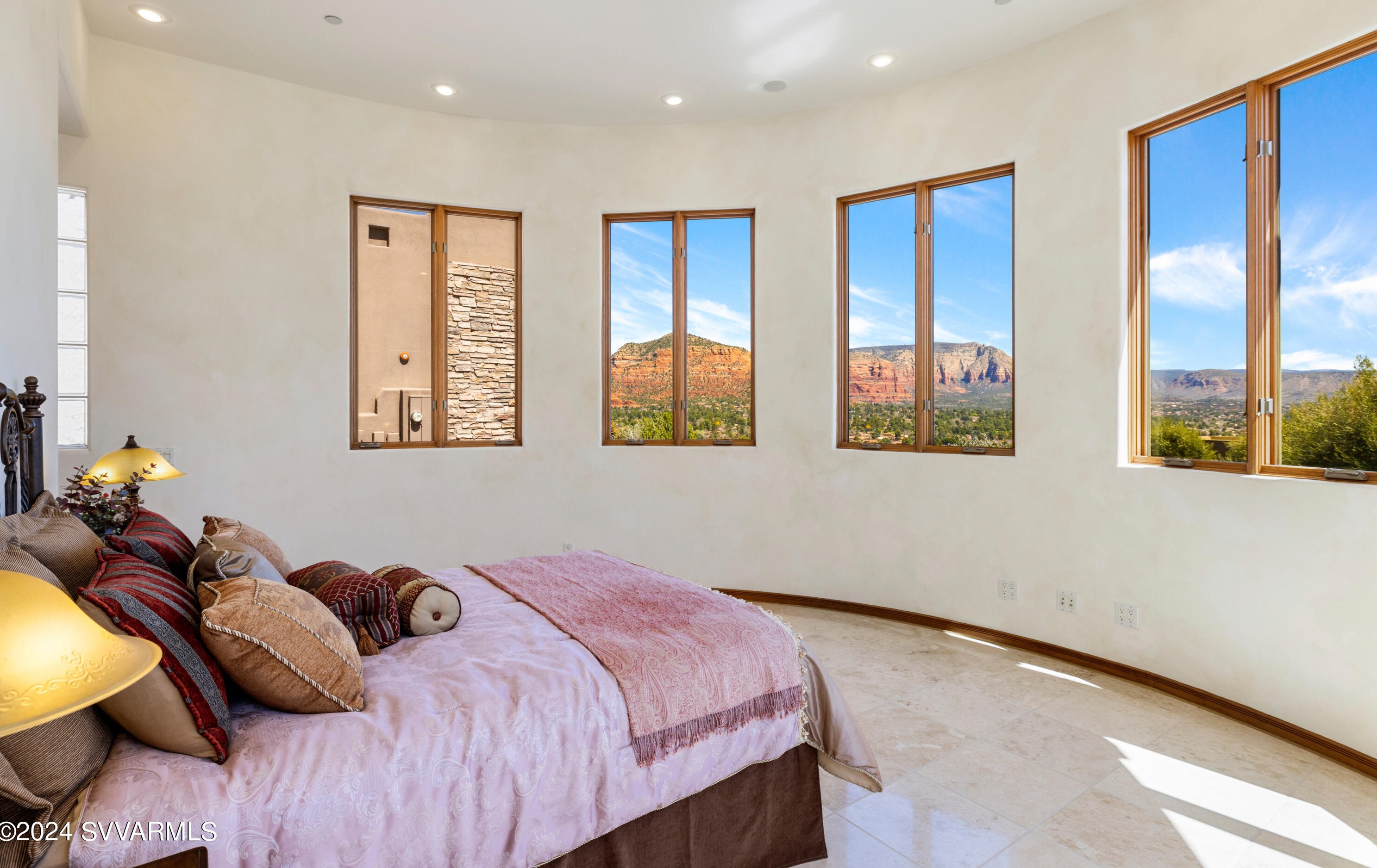 240 Crystal Sky Dr, Sedona AZ 86351-7450 exterior