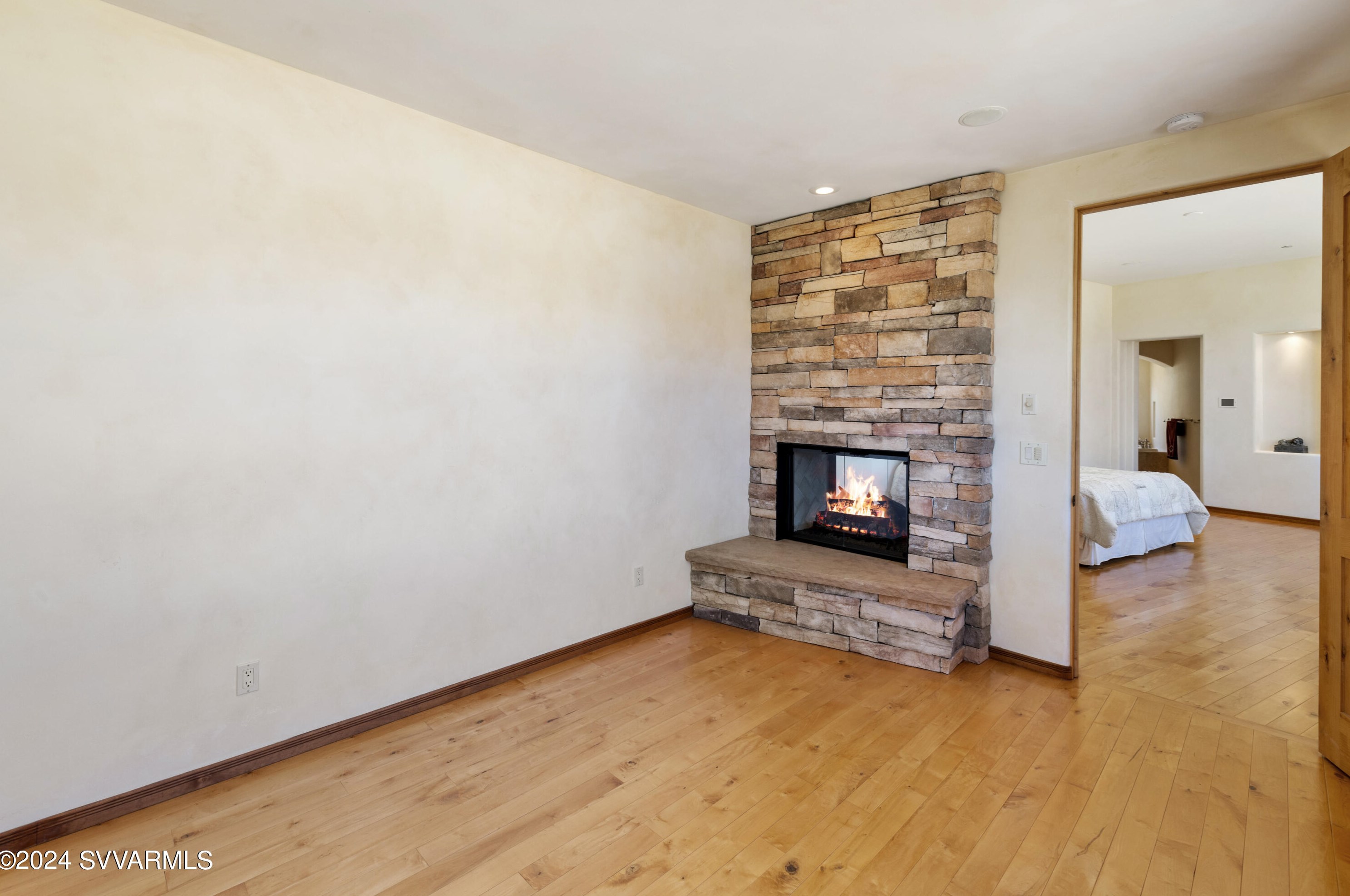 240 Crystal Sky Dr, Sedona AZ 86351-7450 exterior