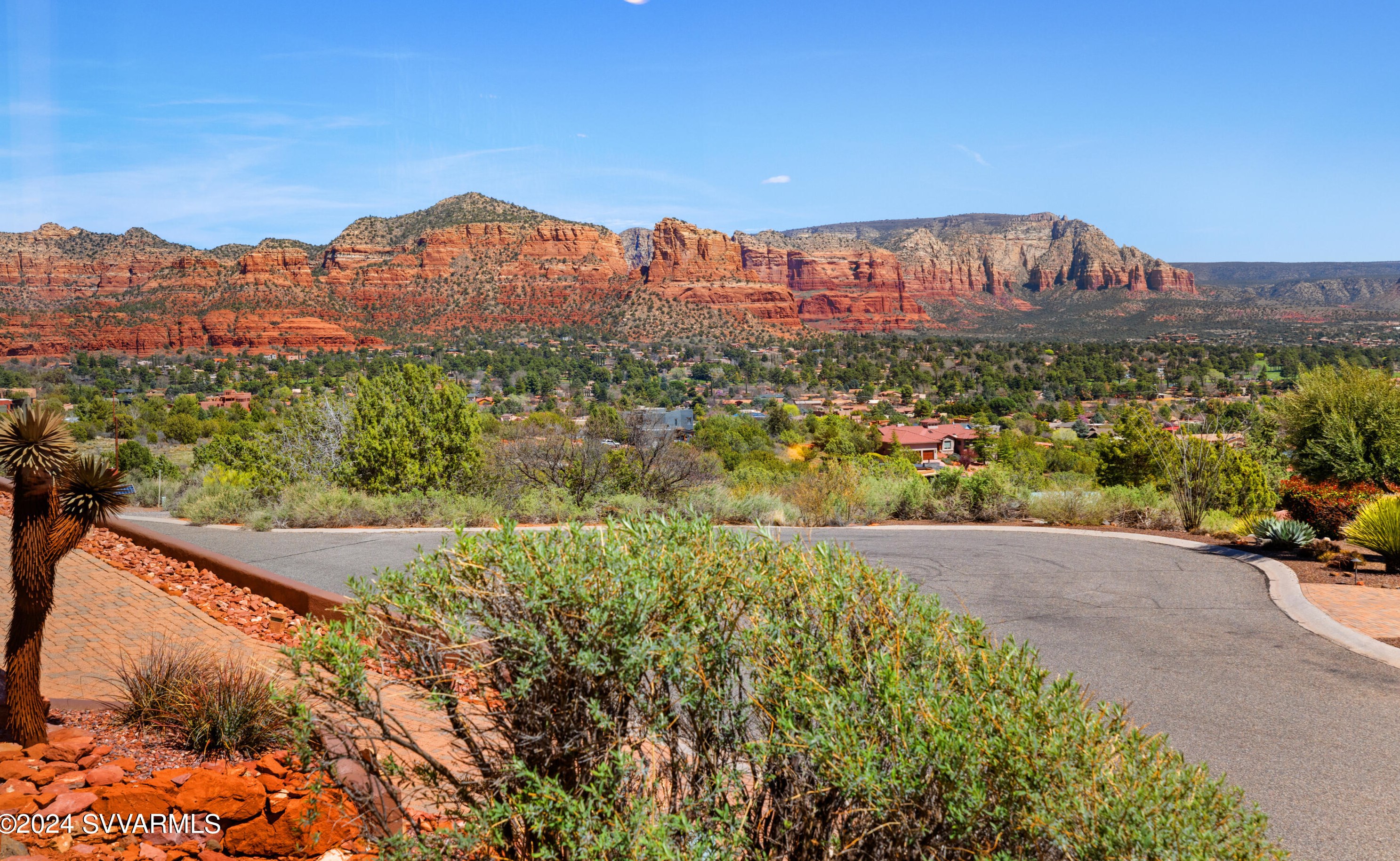 240 Crystal Sky Dr, Sedona AZ 86351-7450 exterior