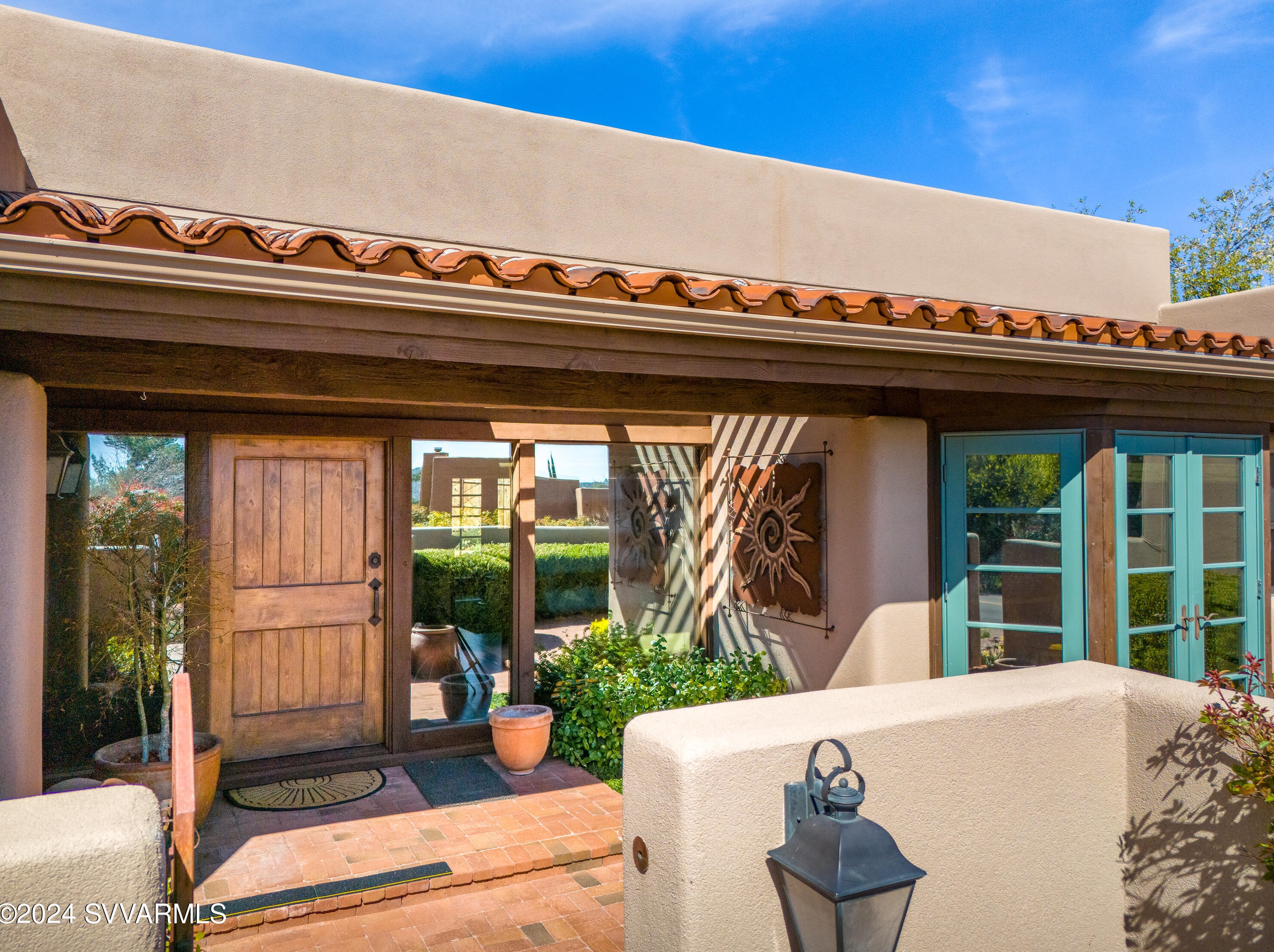 750 Mtn Shadows Dr, Sedona AZ 86336-3928 exterior