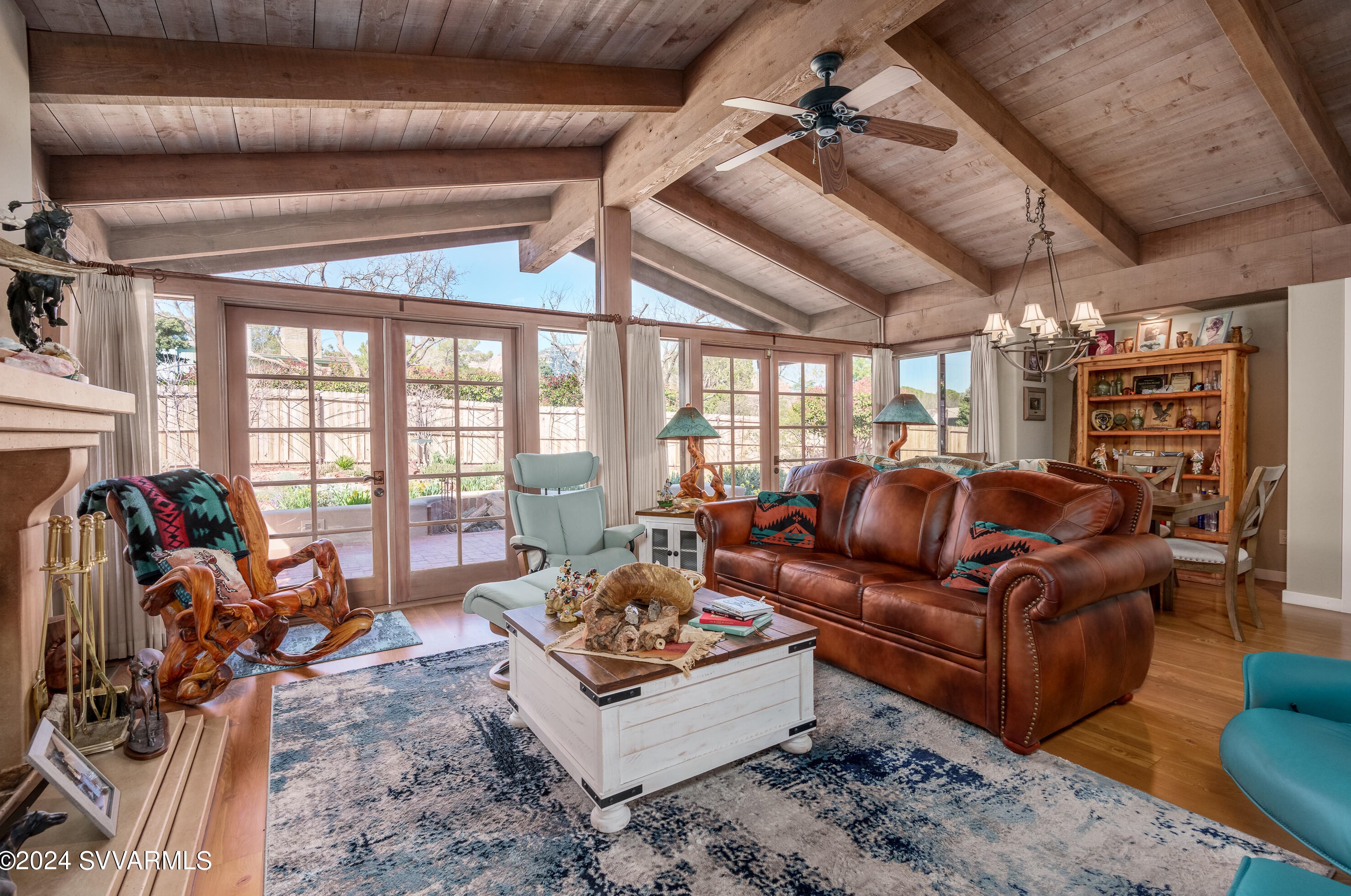 750 Mtn Shadows Dr, Sedona AZ 86336-3928 exterior