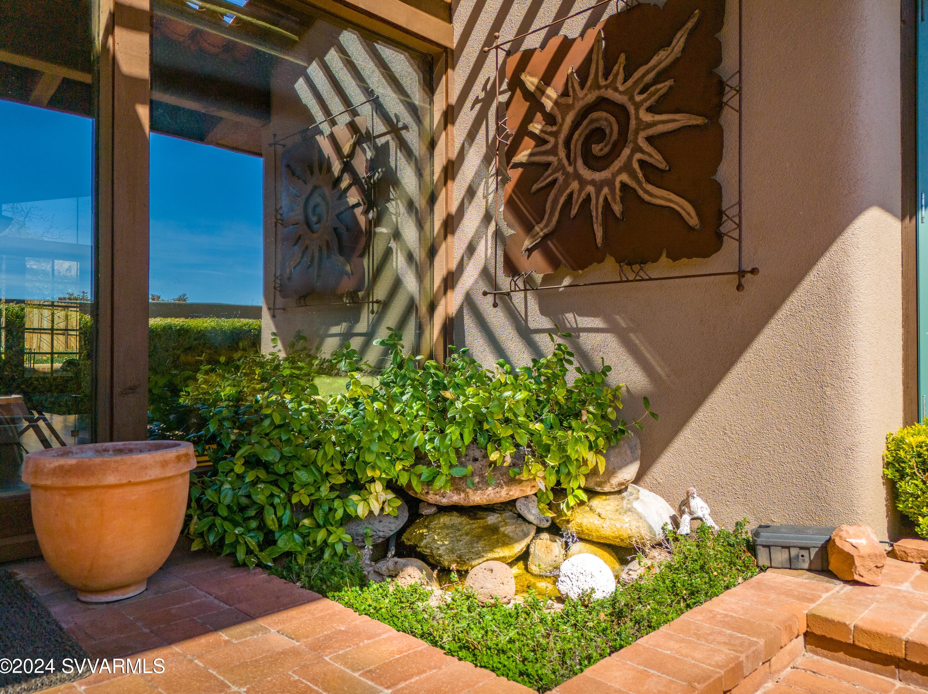750 Mtn Shadows Dr, Sedona AZ 86336-3928 exterior