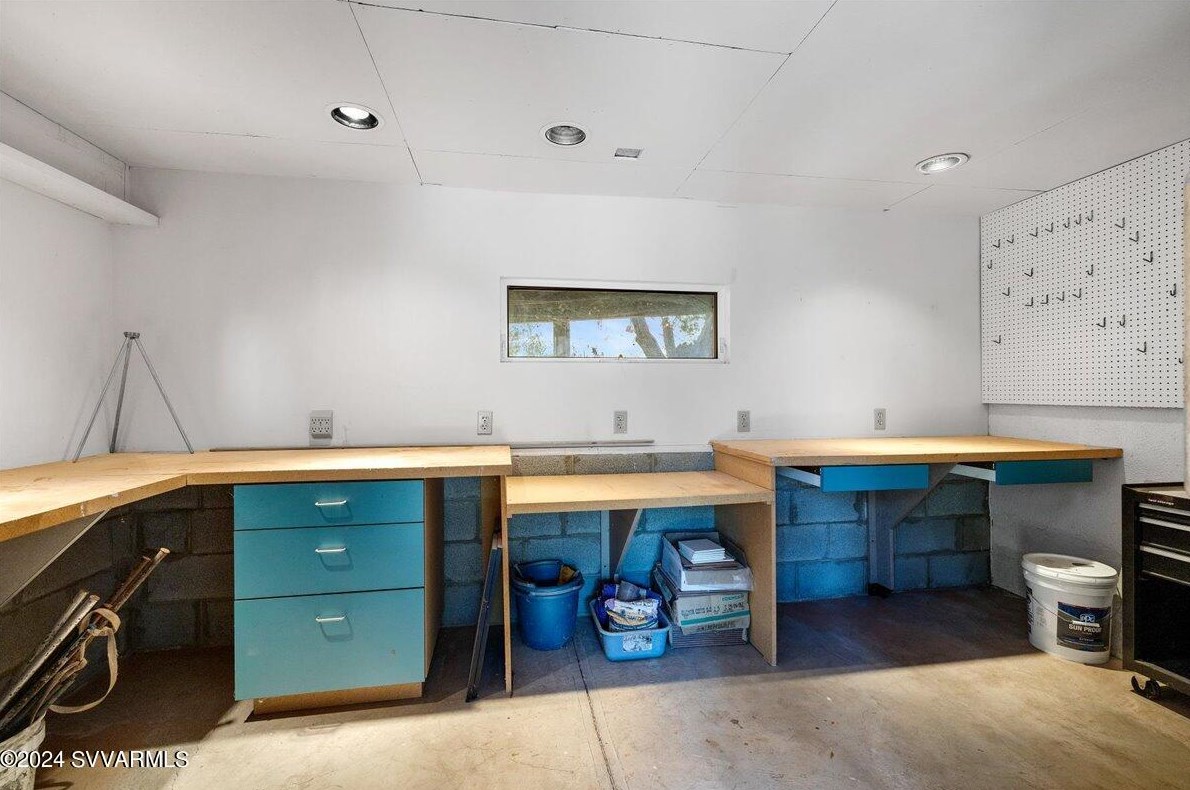 45 Sedona Vw Dr, Sedona AZ 86336-6141 exterior