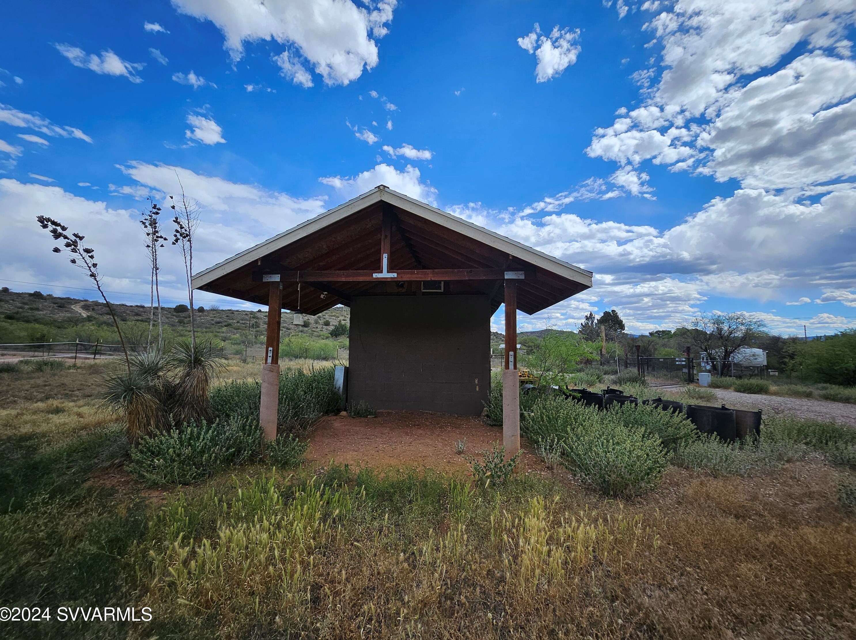 4500 Culpepper Rnch Rd, Mcguireville AZ  exterior