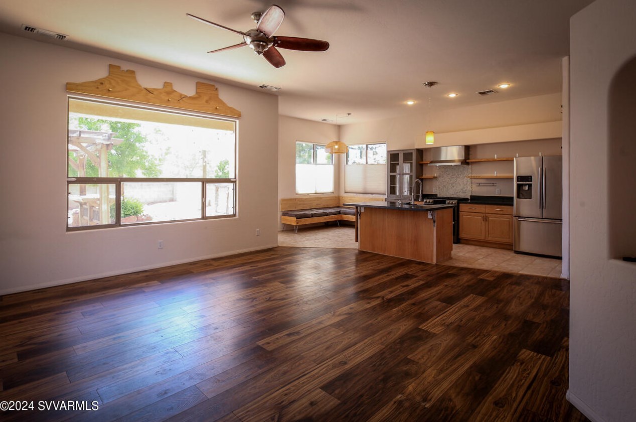 1305 Crestview Dr, Cottonwood AZ  86326-4549 exterior