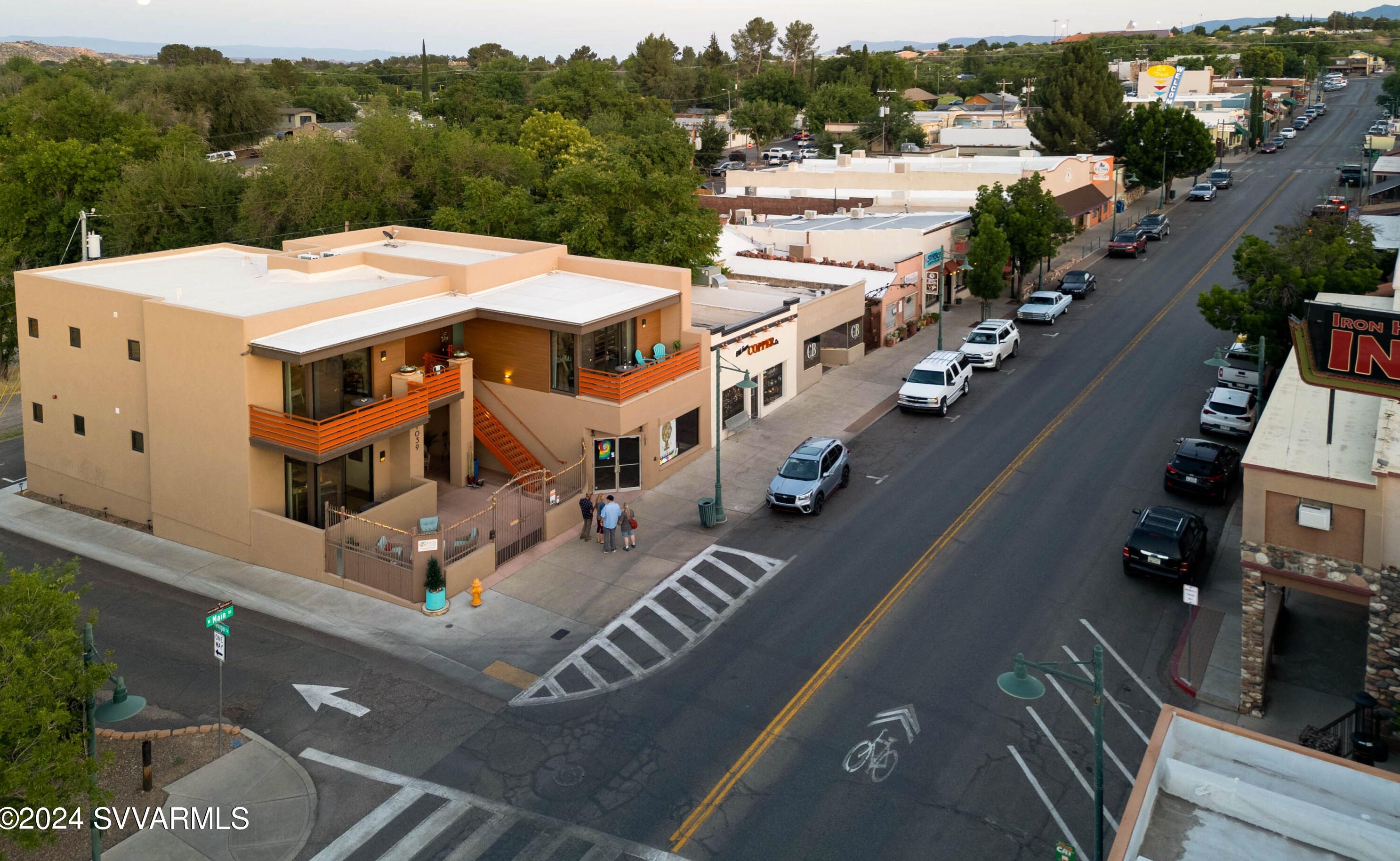 1037 Main St, Cottonwood AZ  86326-3915 exterior