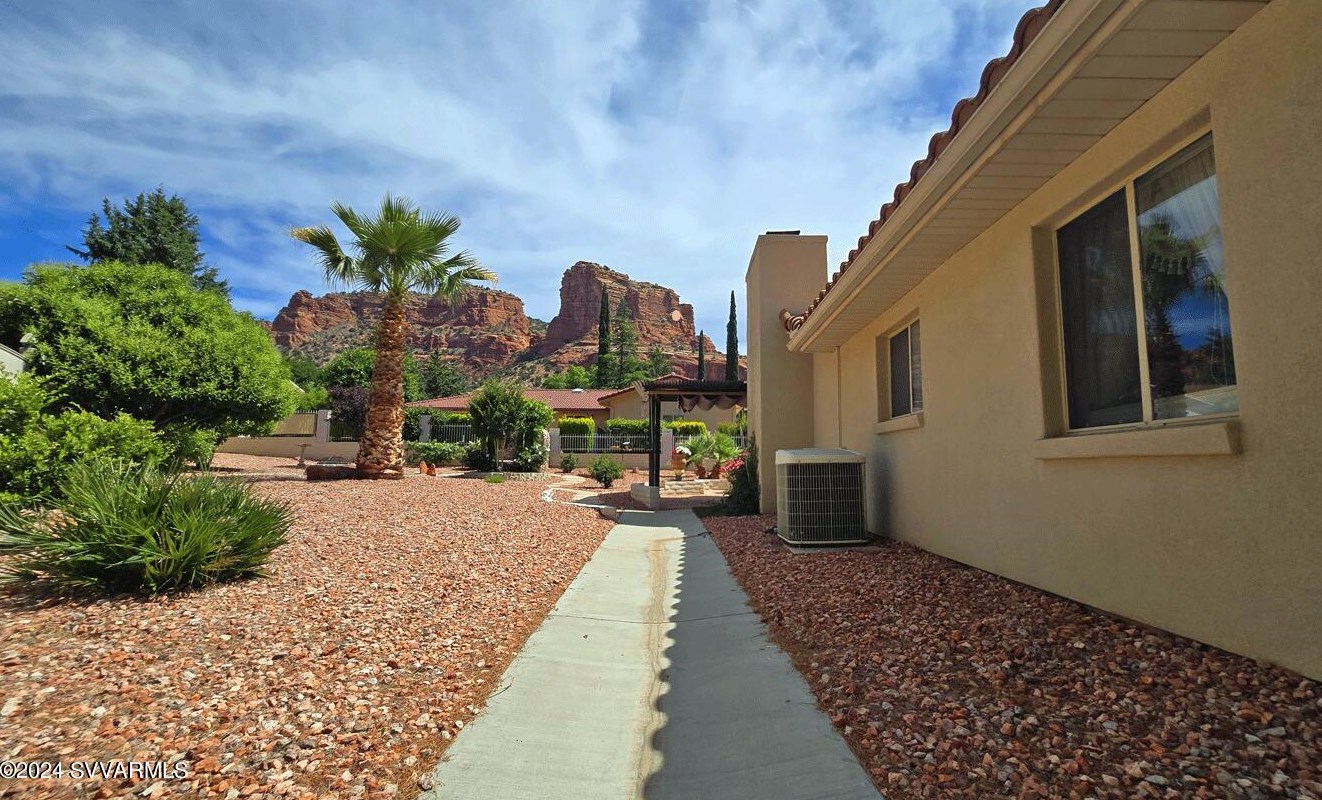 50 Pne Ct, Sedona AZ 86351-7739 exterior