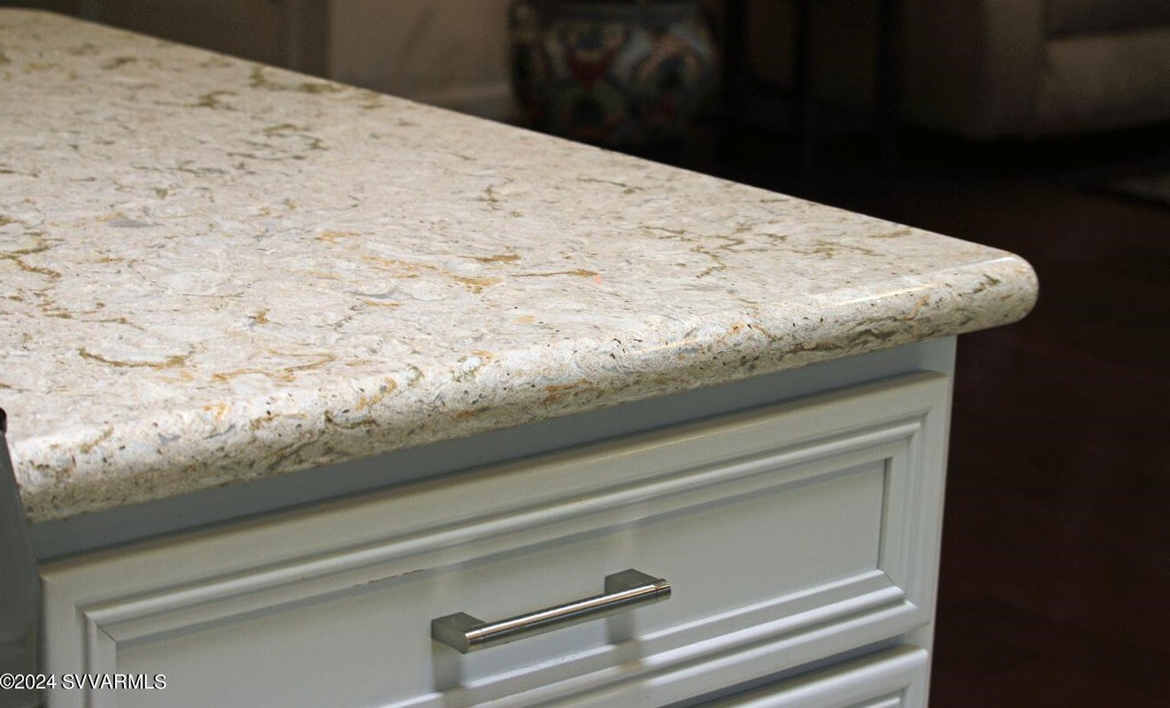 50 Pne Ct, Sedona AZ 86351-7739 exterior