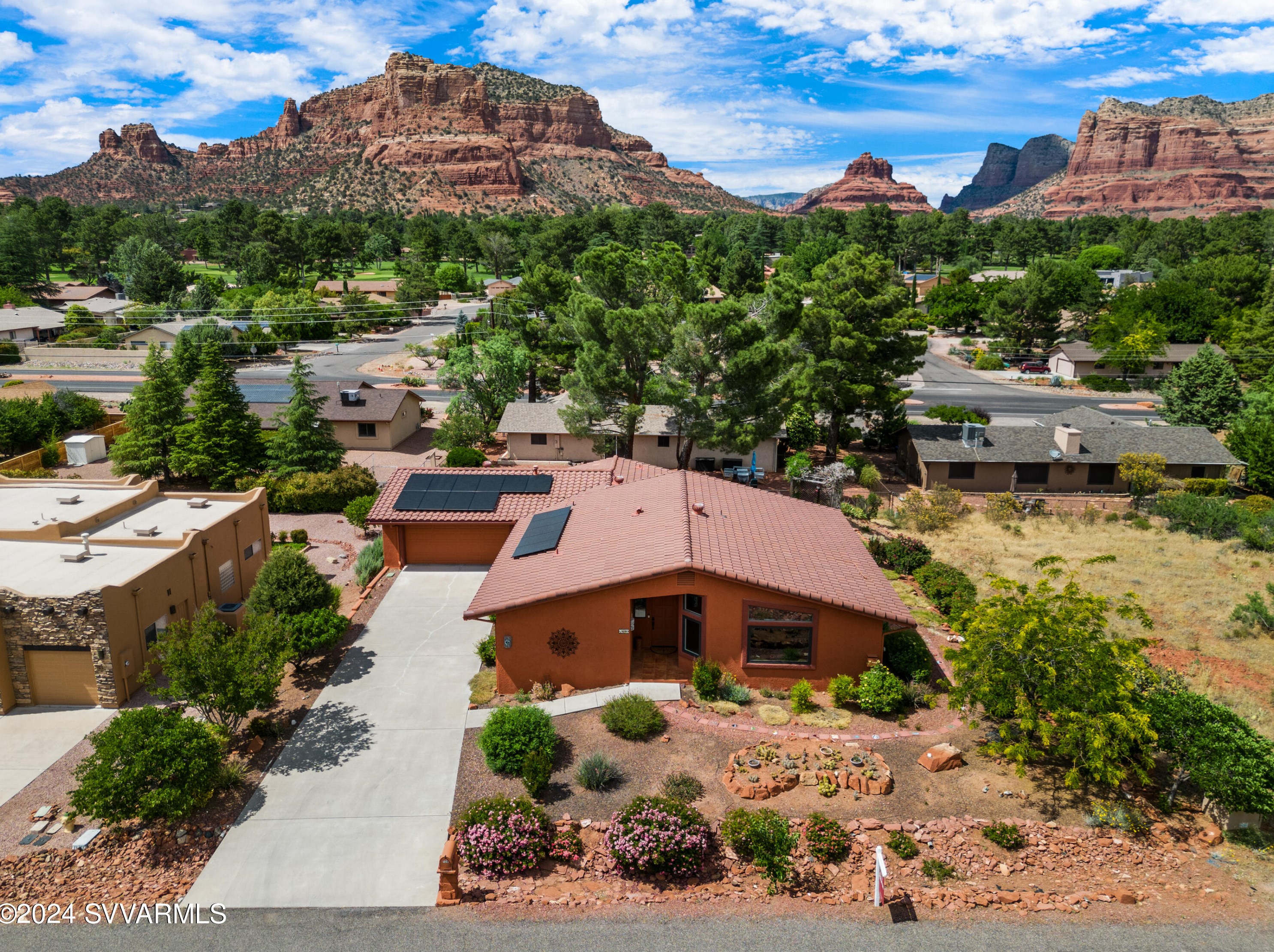 120 Starlight Way, Sedona AZ 86351-7362 exterior