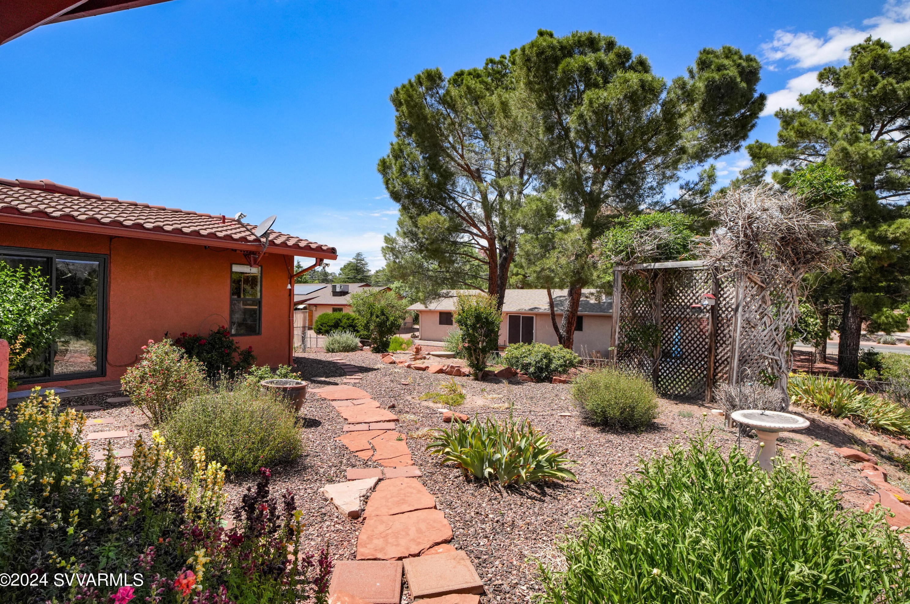 120 Starlight Way, Sedona AZ 86351-7362 exterior