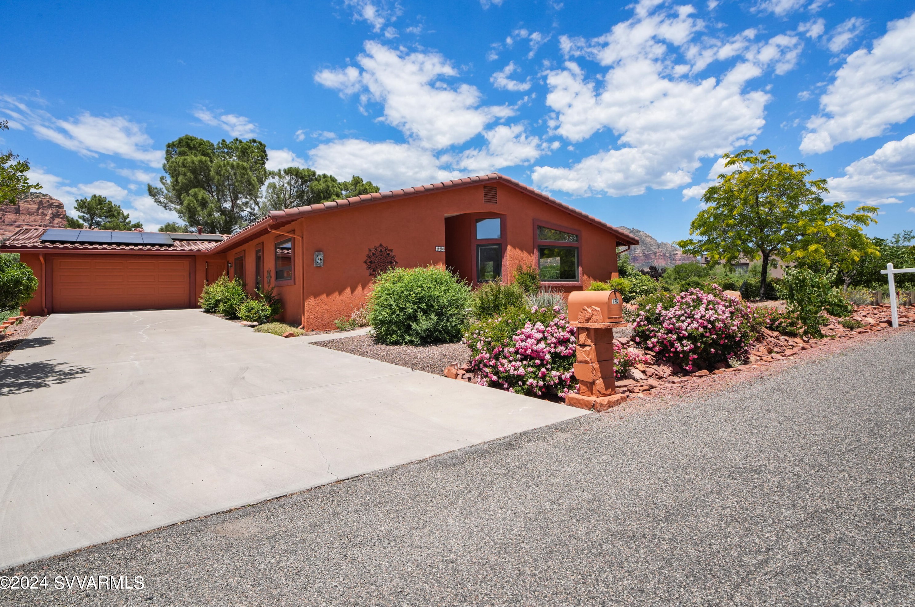 120 Starlight Way, Sedona AZ 86351-7362 exterior