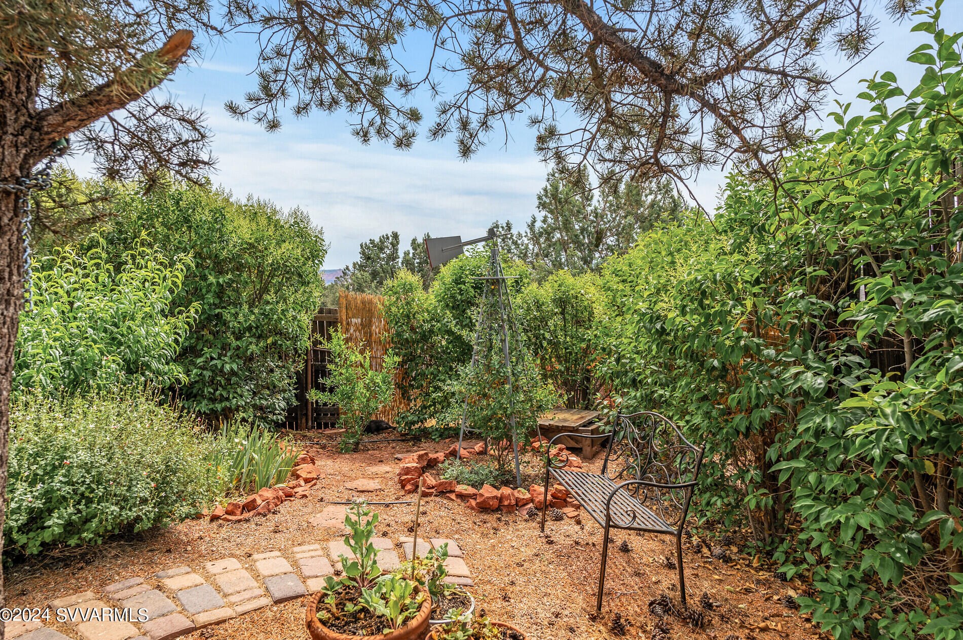 130 Stardust Ln, Sedona AZ 86336-3702 exterior