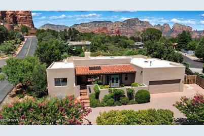 750 Mountain Shadows Drive, Sedona, AZ 86336 - Photo 1