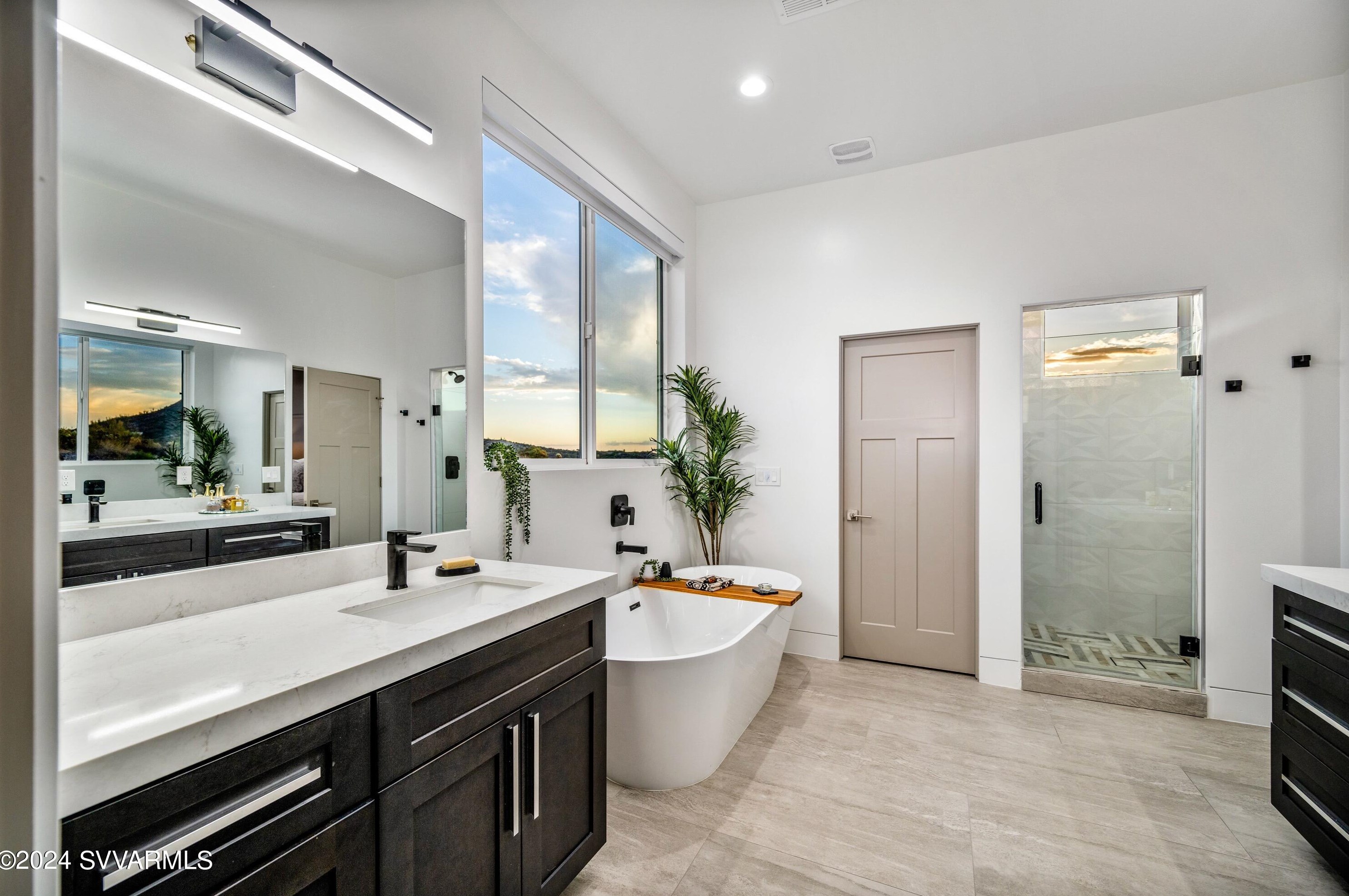 2620 Wolftrap Rd, Phoenix AZ 85087-8286 exterior