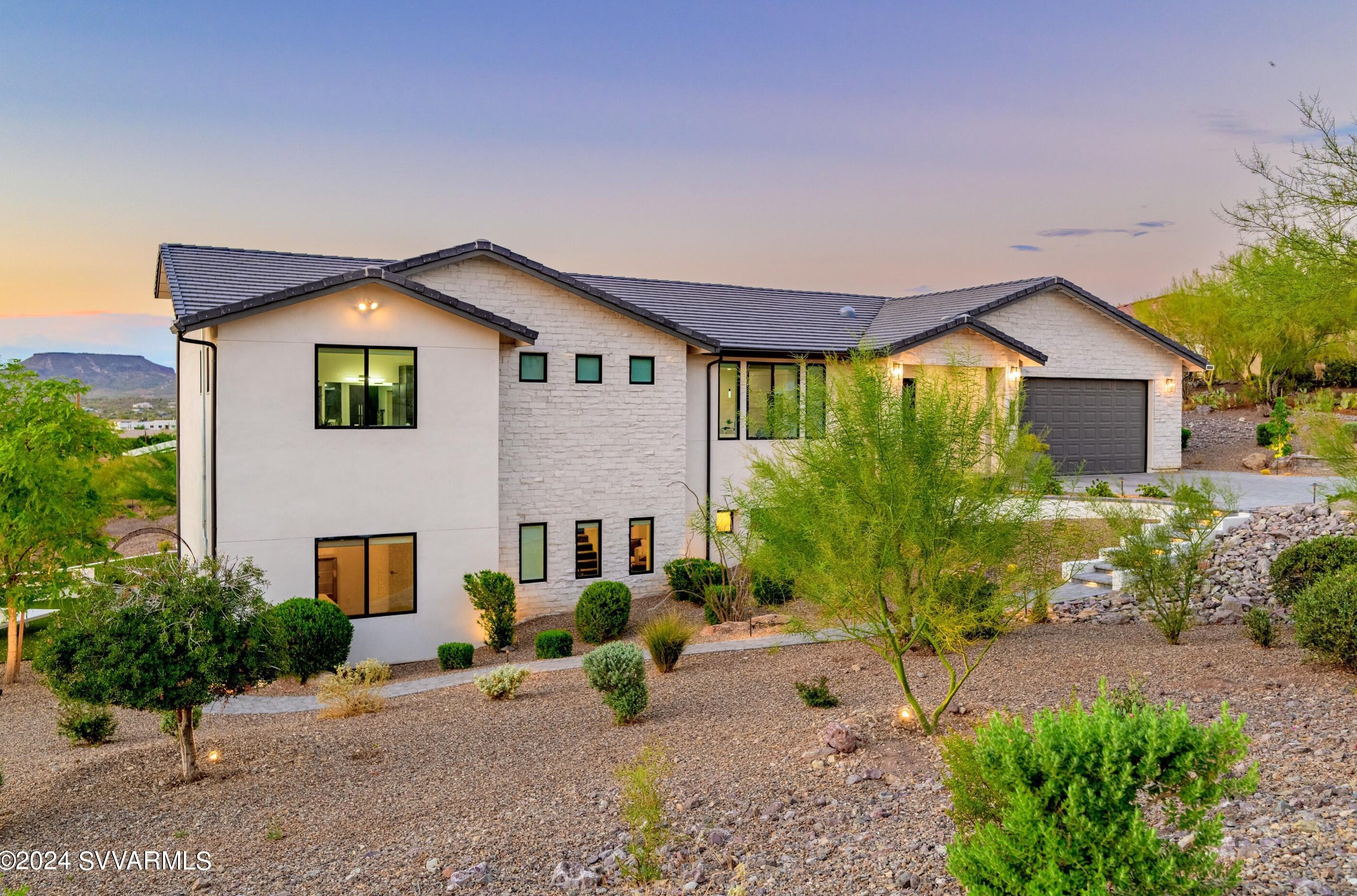 2620 Wolftrap Rd, Phoenix AZ 85087-8286 exterior