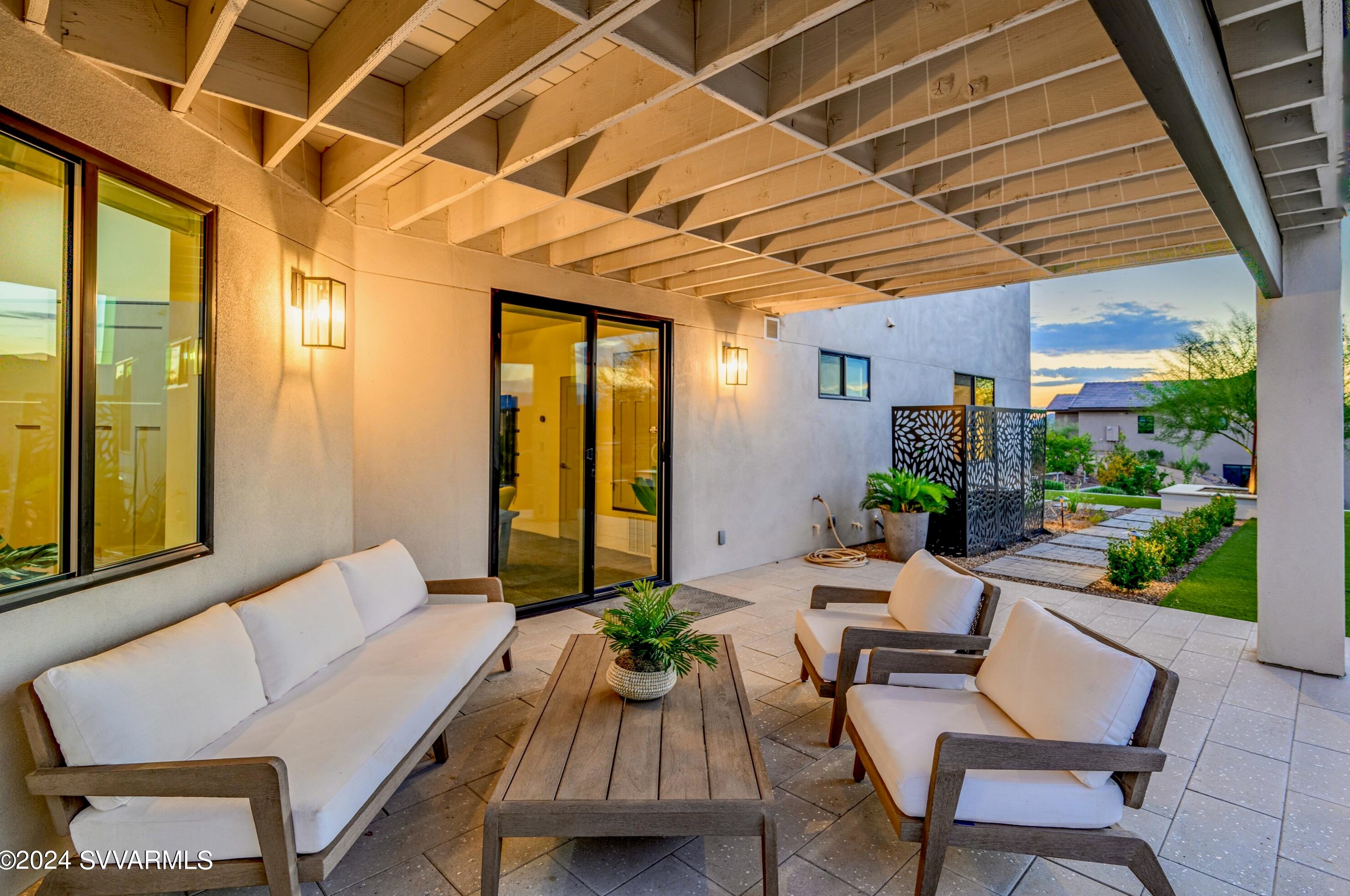 2620 Wolftrap Rd, Phoenix AZ 85087-8286 exterior