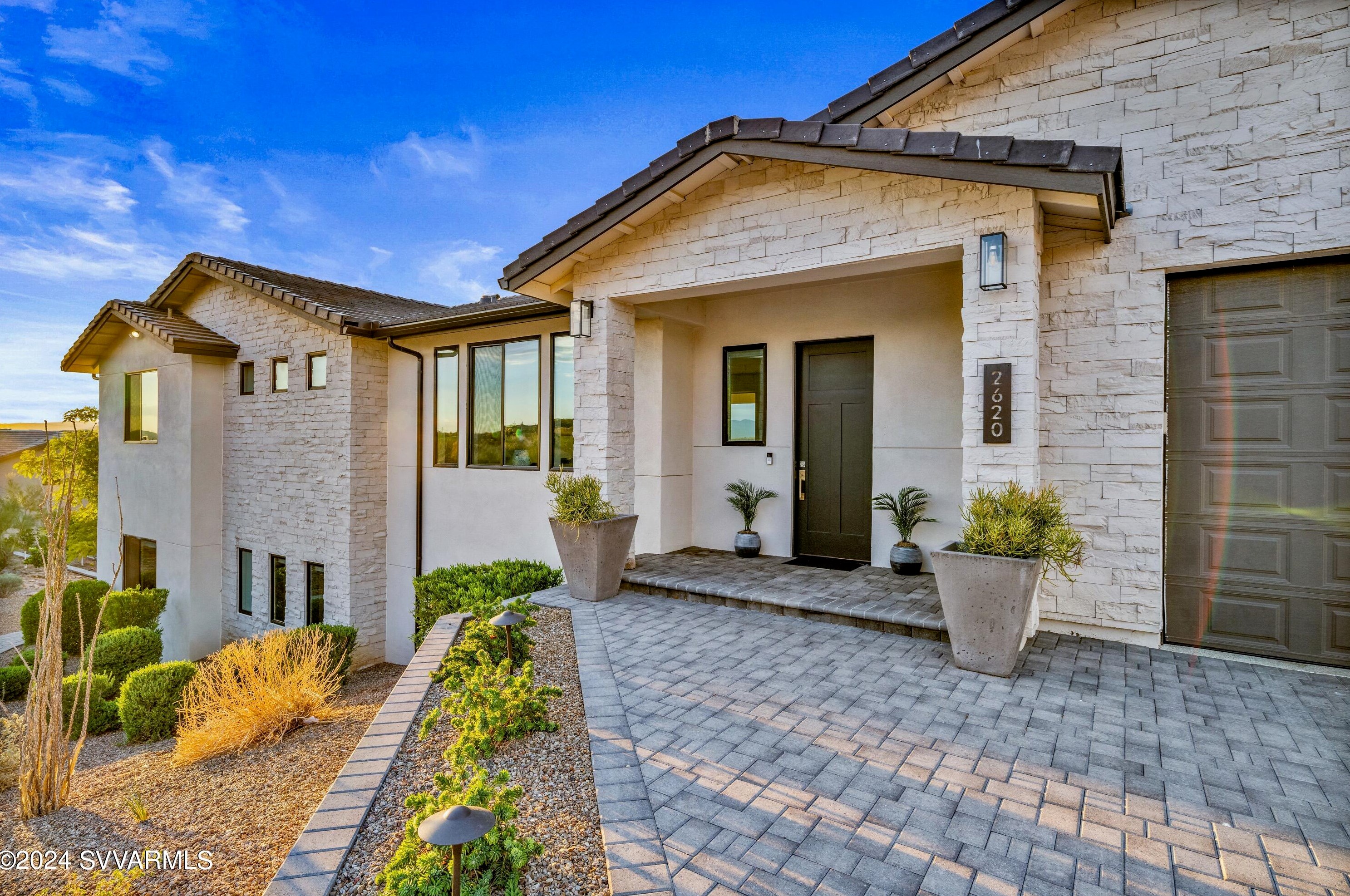 2620 Wolftrap Rd, Phoenix AZ 85087-8286 exterior