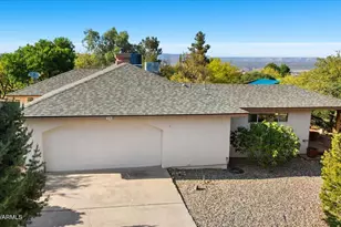 950 Roberts Rd, Clarkdale, AZ 86324 - Photo 1