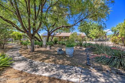 10760 E Willow Drive, Cornville, AZ 86325 - Photo 1