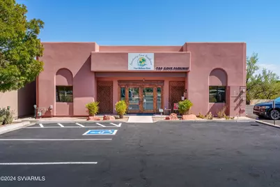 799 Cove Pkwy, Cottonwood, AZ 86326 - Photo 1