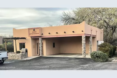 877 Cove Pkwy, Cottonwood, AZ 86326 - Photo 1