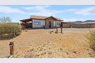 10975 E Janet Way, Dewey, AZ 86327 - Photo 1