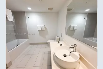 2600 E Hallandale #3104, Hallandale, FL 33009 - Photo 17