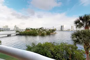 4000 Island, Aventura, FL 33160 - Photo 27