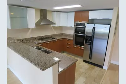 170 SE 14th #1407, Miami, FL 33131 - Photo 13