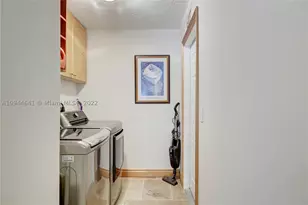 309 Oak, Hollywood, FL 33019 - Photo 45