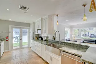 309 Oak, Hollywood, FL 33019 - Photo 31