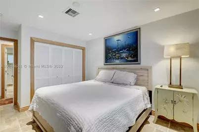309 Oak, Hollywood, FL 33019 - Photo 43