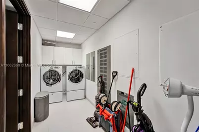 17749 Collins #1402, Sunny Isles Beach, FL 33160 - Photo 47