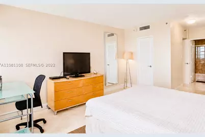100 Lincoln #1121, Miami Beach, FL 33139 - Photo 15