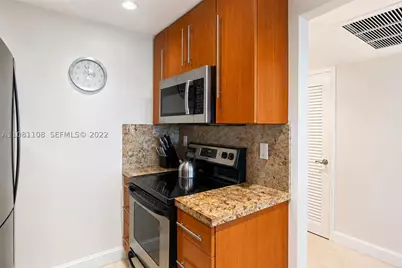 100 Lincoln #1121, Miami Beach, FL 33139 - Photo 7