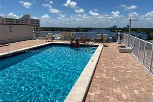 300 Oregon, Hollywood, FL 33019 - Photo 21