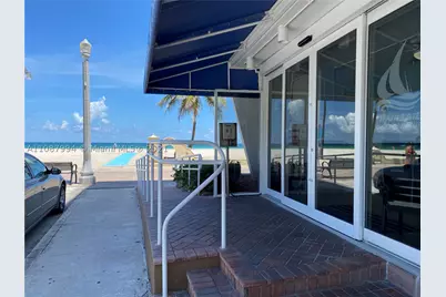 300 Oregon #204, Hollywood, FL 33019 - Photo 17
