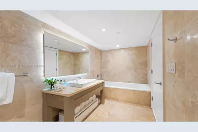 102 24th #904, Miami Beach, FL 33139 - Photo 37