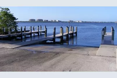 12379 Altamira, Port Charlotte, FL 33981 - Photo 3