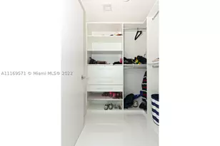 900 Biscayne, Miami, FL 33132 - Photo 25