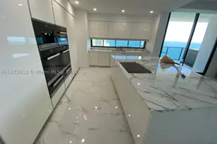 18555 Collins, Sunny Isles Beach, FL 33160 - Photo 15