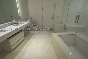 18555 Collins, Sunny Isles Beach, FL 33160 - Photo 31