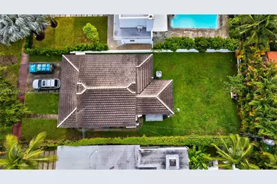535 W 51st, Miami Beach, FL 33140 - Photo 1