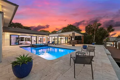 1025 Diplomat, Hollywood, FL 33019 - Photo 73