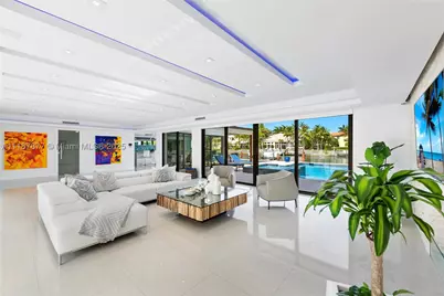 1025 Diplomat, Hollywood, FL 33019 - Photo 7
