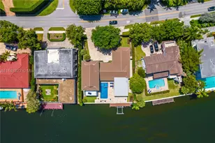 1025 Diplomat, Hollywood, FL 33019 - Photo 95