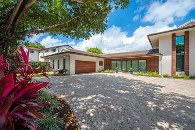 1025 Diplomat, Hollywood, FL 33019 - Photo 91