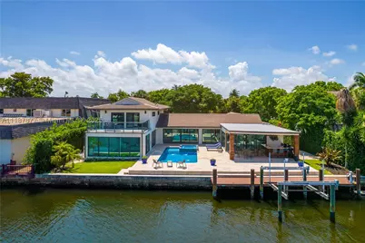 1025 Diplomat, Hollywood, FL 33019 - Photo 3