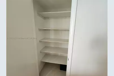 485 Brickell #2504, Miami, FL 33131 - Photo 17